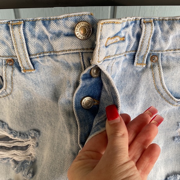 Forever 21 Distressed Jean Shorts - Picture 4 of 9